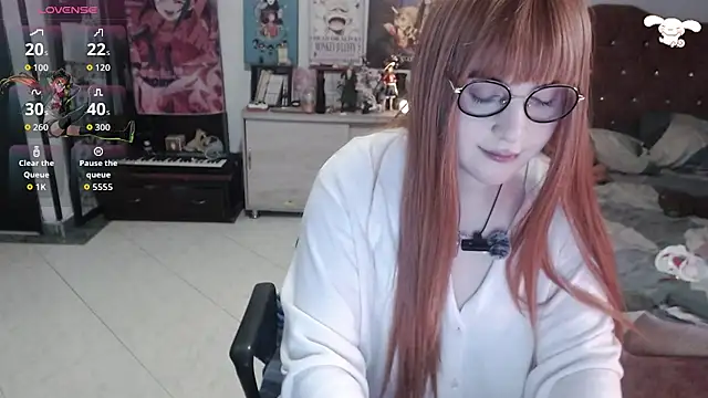 Avril2001 online show from November 22, 2025, 3:38 am