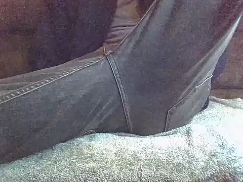 Delicious-D online show from September 12, 2025, 7:35 pm