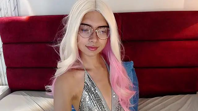 Snapshot of sara_saenz99 chatting on March 20, 2025, 7:35 pm sara saenz99 online show from March 20, 2025, 7:35 pm