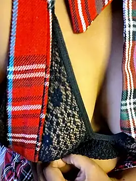 Snapshot of VR_here_4U chatting on February 2, 2026, 6:51 pm VR here 4U online show from February 2, 2026, 6:51 pm