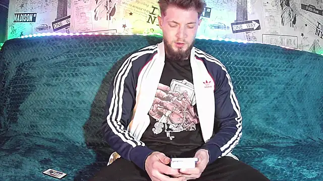 jimmyy  online show from March 25, 2026, 3:22 pm