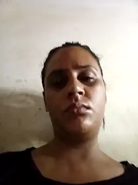 Snapshot of Andreita_95 chatting on October 12, 2025, 1:45 pm Andreita 95 online show from October 12, 2025, 1:45 pm