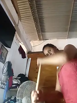 Snapshot of Andreita_95 chatting on November 15, 2025, 1:48 pm Andreita 95 online show from November 15, 2025, 1:48 pm