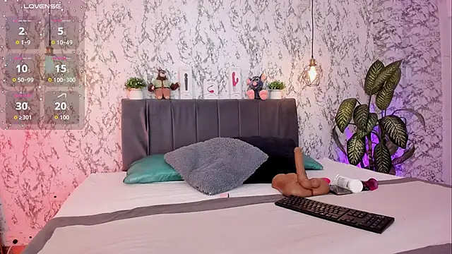 aihnoa split online show from November 20, 2025, 1:01 pm