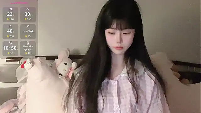 Qedgjwyz1 online show from April 12, 2026, 9:40 pm