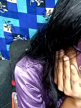 REVA DARLING online show from March 5, 2025, 3:51 am