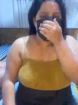 NOORA-GIRL online show from February 9, 2026, 3:59 am