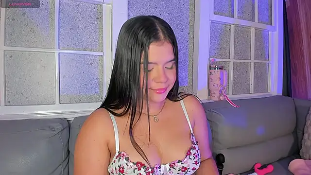 Snapshot of _PARISI_ chatting on February 23, 2026, 6:52 pm PARISI online show from February 23, 2026, 6:52 pm