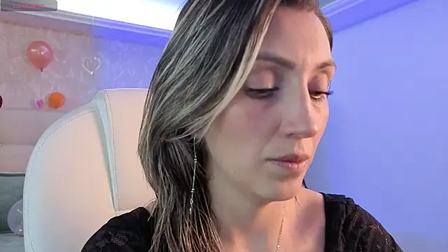 anny sweet72 online show from February 16, 2026, 12:15 pm