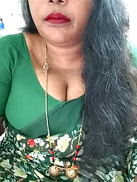 Snapshot of Swapna_143 chatting on May 18, 2026, 2:44 am Swapna 143 online show from May 18, 2026, 2:44 am