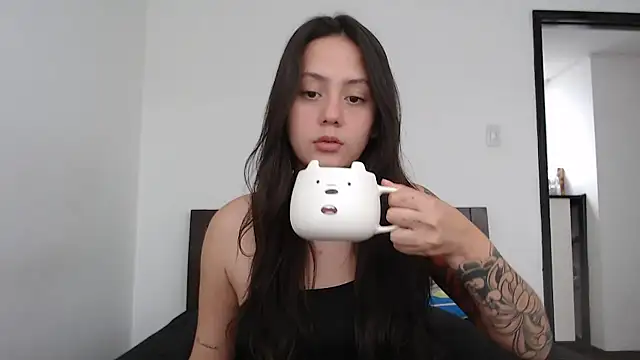 rebecca collin online show from January 11, 2026, 8:49 pm