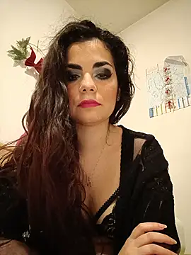 Saturnia Yvonne online show from January 24, 2025, 6:04 pm