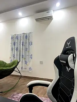 MiMi 0293 online show from December 1, 2025, 1:34 pm