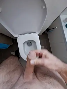 oldermanforwomen online show from November 5, 2025, 1:36 pm