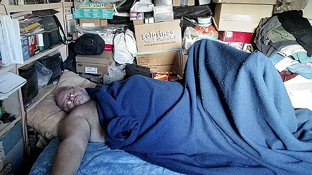 hadeszeuss2 online show from November 27, 2025, 3:01 pm