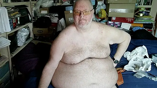 hadeszeuss2 online show from May 15, 2026, 3:43 pm