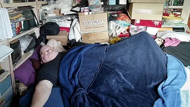 hadeszeuss2 online show from February 1, 2026, 3:10 pm