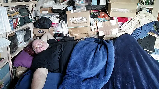 hadeszeuss2 online show from March 12, 2026, 2:54 pm