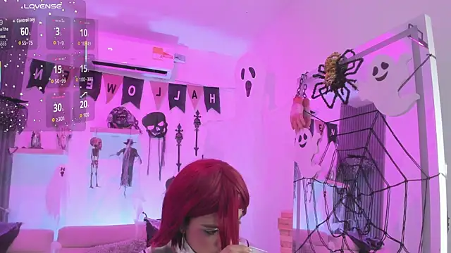 Snapshot of emma_alice_ chatting on October 30, 2025, 12:14 pm emma alice online show from October 30, 2025, 12:14 pm