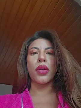 Karen San Miguel online show from June 20, 2026, 10:04 pm