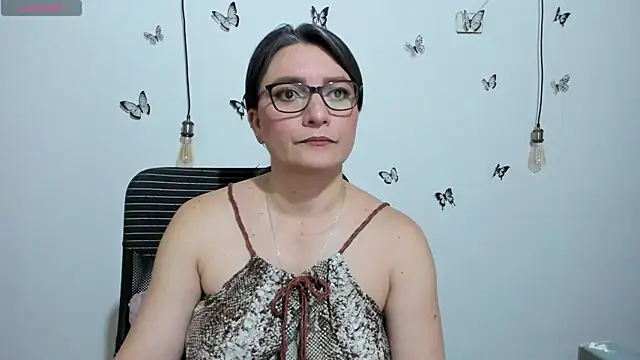 Snapshot of Amie_Adams82_ chatting on November 13, 2025, 4:00 pm Amie Adams82 online show from November 13, 2025, 4:00 pm