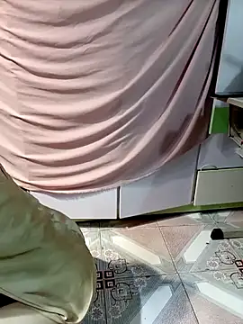 misu09 online show from October 4, 2025, 2:40 pm