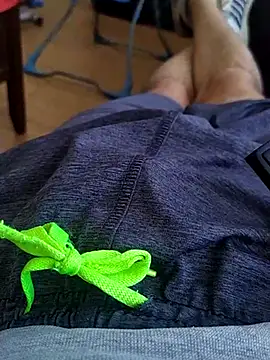 Alecarbonero1891 online show from March 10, 2025, 4:57 pm