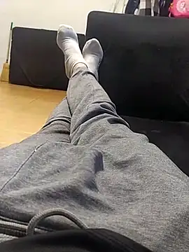 Alecarbonero1891 online show from March 12, 2025, 5:28 pm