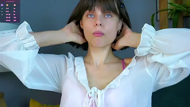 RexanneHatt online show from October 6, 2025, 1:18 am