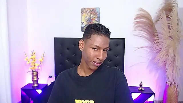 maiki18  online show from November 1, 2025, 2:00 pm