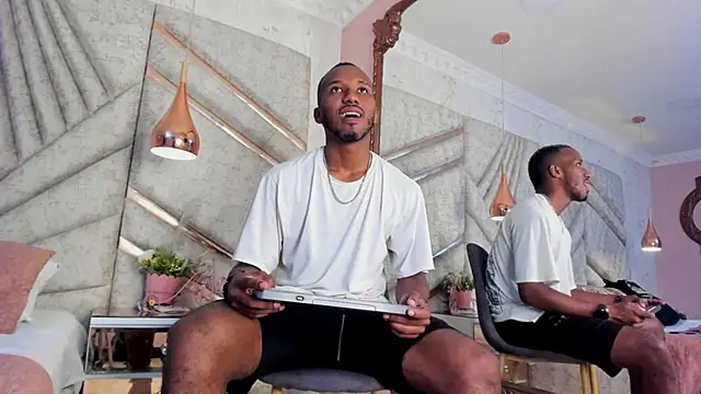 Snapshot of JamesParck chatting on March 20, 2025, 3:36 pm JamesParck online show from March 20, 2025, 3:36 pm