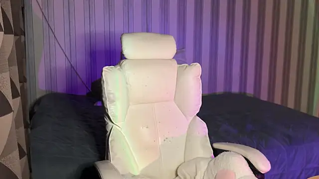 Snapshot of mayvi_cold chatting on November 2, 2025, 6:13 pm mayvi cold online show from November 2, 2025, 6:13 pm