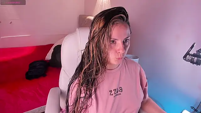 brandy sweet  online show from March 18, 2025, 12:28 pm