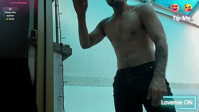 Adam MillanFF online show from March 26, 2026, 9:13 pm