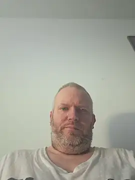 ShyBoy1982 online show from March 2, 2026, 11:39 am