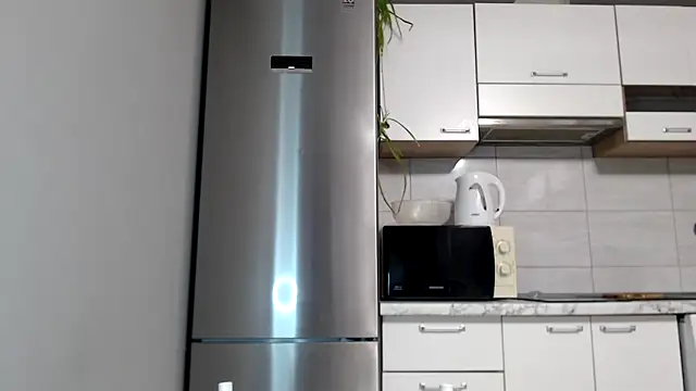 SierraSky  online show from November 13, 2025, 6:12 pm