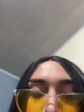 AdharaaMoon online show from November 9, 2025, 11:20 pm