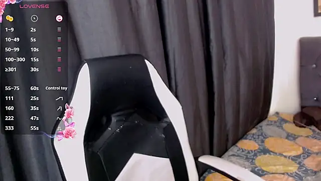 AdharaaMoon online show from October 17, 2025, 7:15 pm