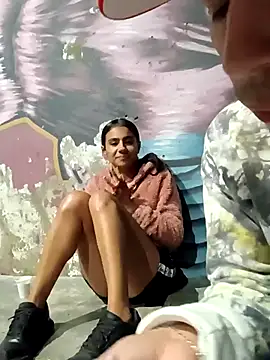 Leslly  online show from March 1, 2025, 9:29 am