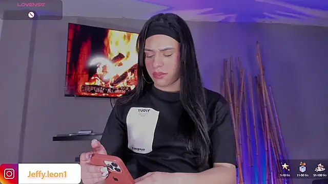 danna v online show from October 17, 2025, 4:27 am