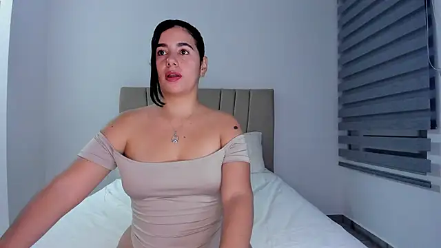 Natasha-28 online show from April 2, 2026, 2:08 am