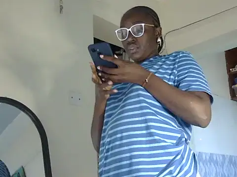 Snapshot of Sexy_racy_rebel_ chatting on December 22, 2025, 3:01 pm Sexy racy rebel online show from December 22, 2025, 3:01 pm