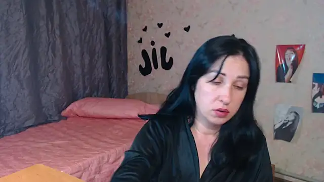 Snapshot of JillStevens chatting on November 5, 2025, 6:00 pm JillStevens online show from November 5, 2025, 6:00 pm