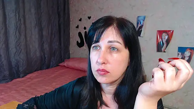 JillStevens online show from September 18, 2025, 11:46 am