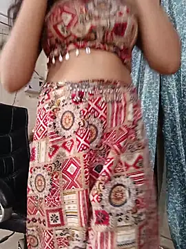 Parinaaz18 online show from June 2, 2026, 2:00 am