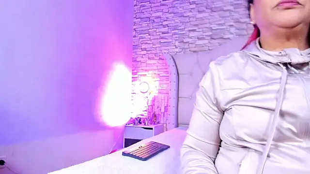 Gina Myers online show from March 4, 2026, 11:51 am