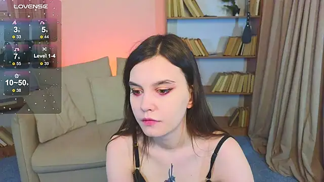 SusieMorris online show from February 8, 2025, 2:47 am