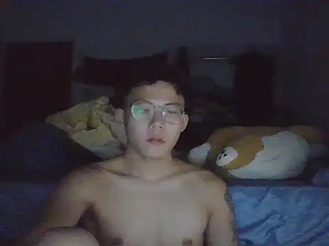 Snapshot of ZHIIz chatting on December 15, 2025, 2:34 pm ZHIIz online show from December 15, 2025, 2:34 pm