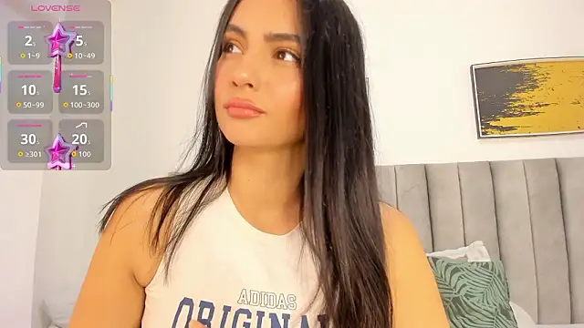 Snapshot of kareena_basu chatting on February 3, 2026, 3:26 am kareena basu online show from February 3, 2026, 3:26 am