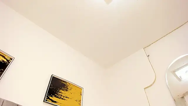 Snapshot of kareena_basu chatting on February 3, 2026, 6:22 am kareena basu online show from February 3, 2026, 6:22 am